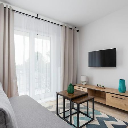 Sunny Apartments With Parking & Balcony Luzycka By Noclegi Renters Свиноуйсьце Экстерьер фото
